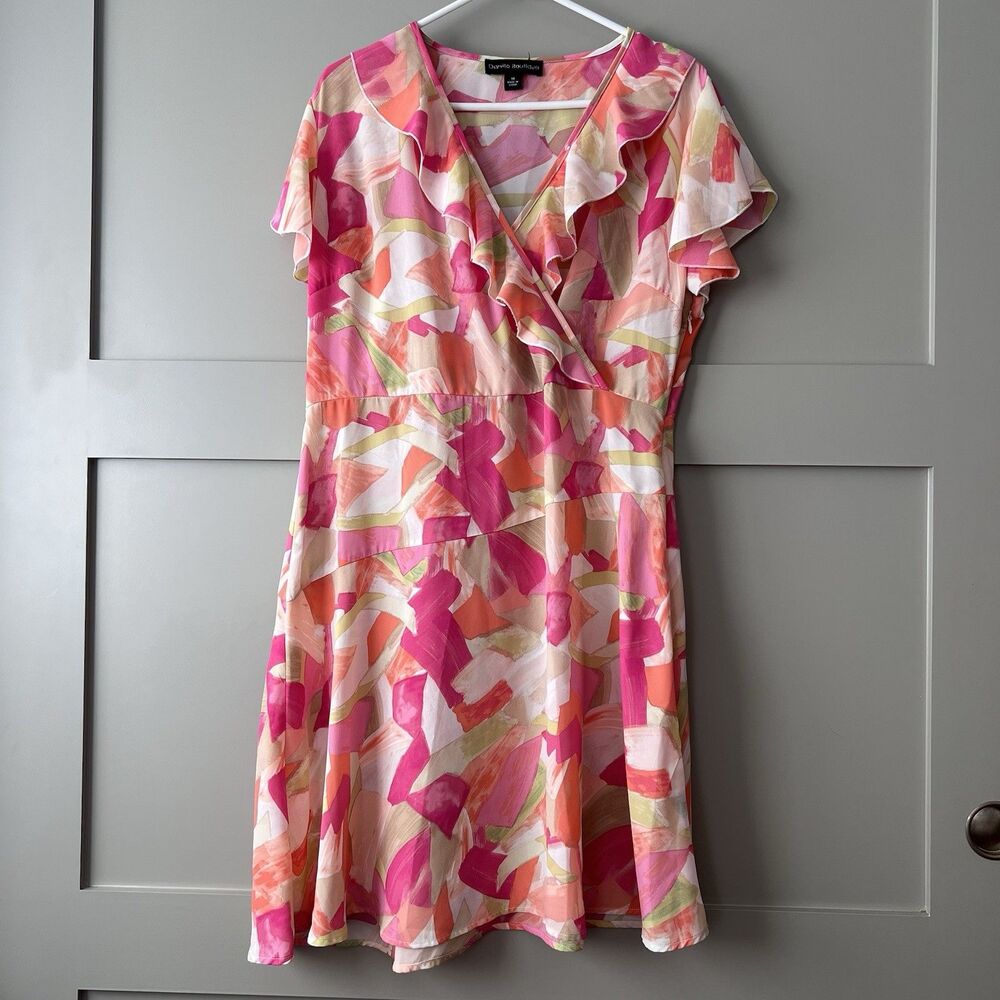 Danillo Boutique Geometric Pastel Dress‎ Women Sz 14 Pink Flutter Sleeves V Neck